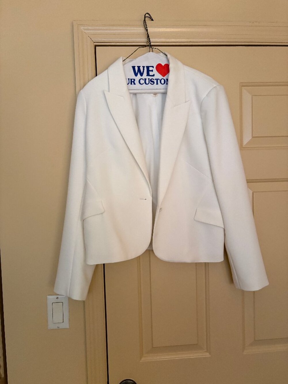 L’AGENCE White Tailored Single Button Blazer Jacket